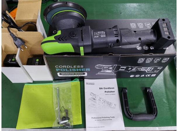 Maxxol 125mm DA Polermaskin 18V V2 15mm orbit, Ergonomisk og Balansert